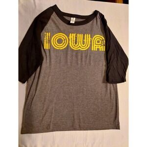 Nwot youth size large, baseball length sleeves Iowa top